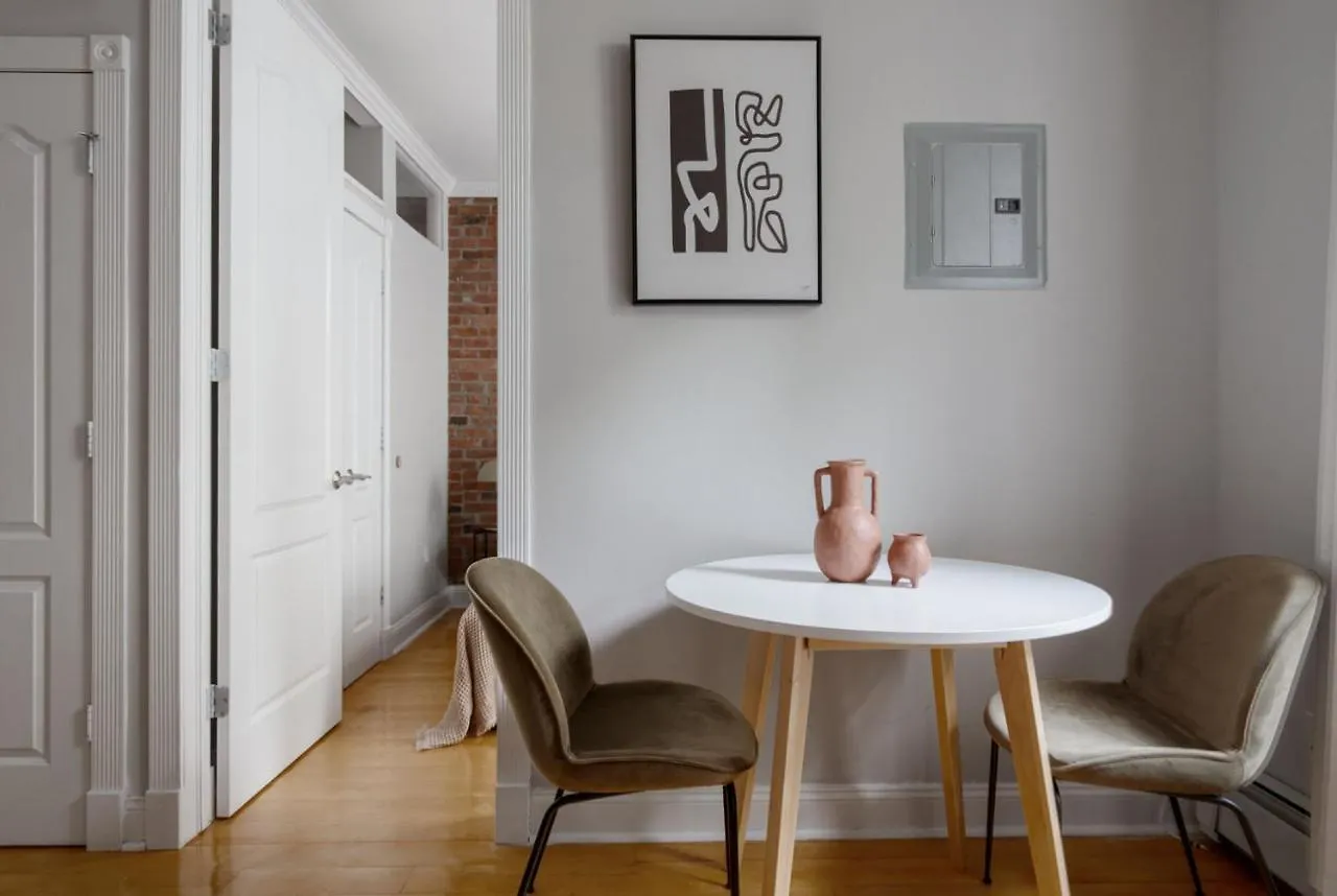 East Village 2Br W Balcony Nr Dining Nightlife Nyc-1212 New York Apartment